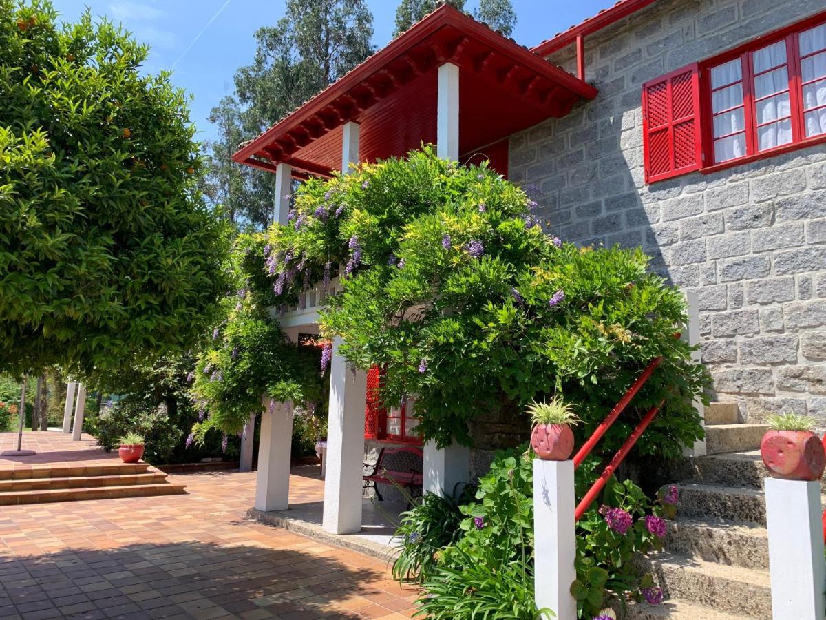 Vila Aurora Parada de Gatim Bagian luar foto
