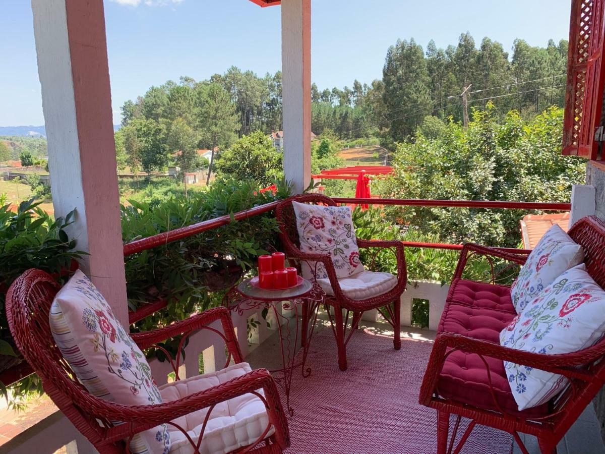 Vila Aurora Parada de Gatim Bagian luar foto